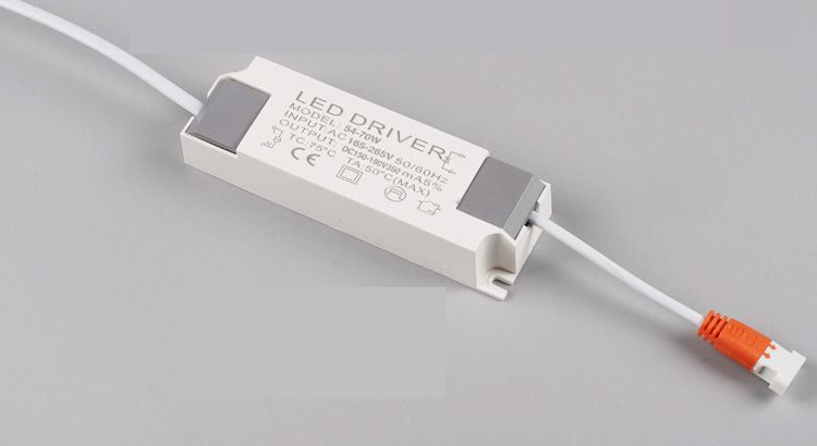 恒流與恒壓LED驅(qū)動(dòng)器：選擇最適合你的LED燈驅(qū)動(dòng)方案