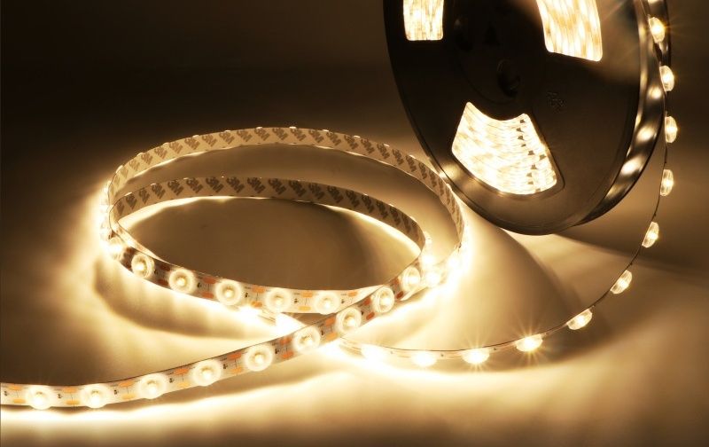 led燈帶透鏡和不帶有什么區別